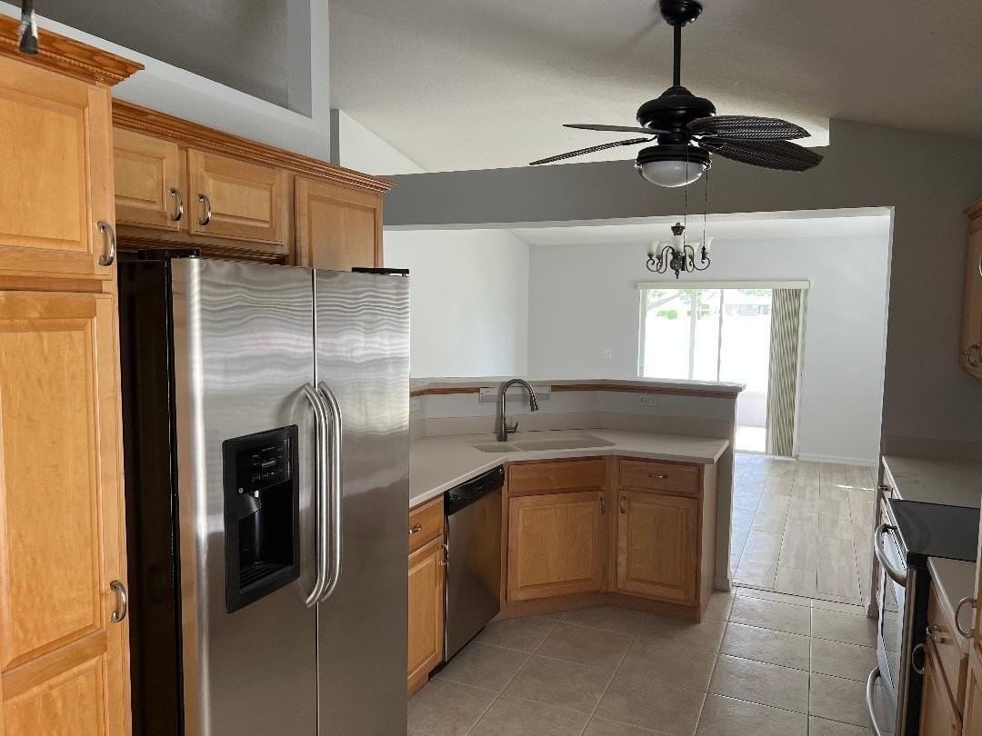 8196 Westfield Cir - Photo 4 of 9