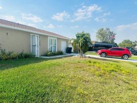1842 Sw Morelia Ln - Photo 1 of 1