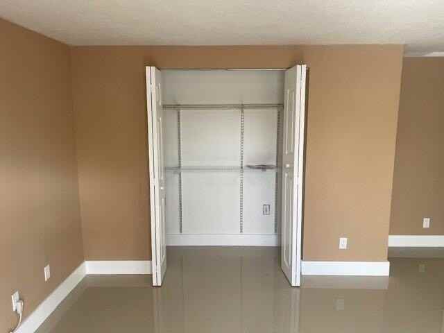 6432 Sw 18th Ct #B - Photo 5 of 13