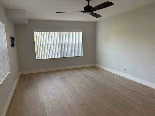 2807 Sw Lakemont Pl #1 - Photo 3 of 24