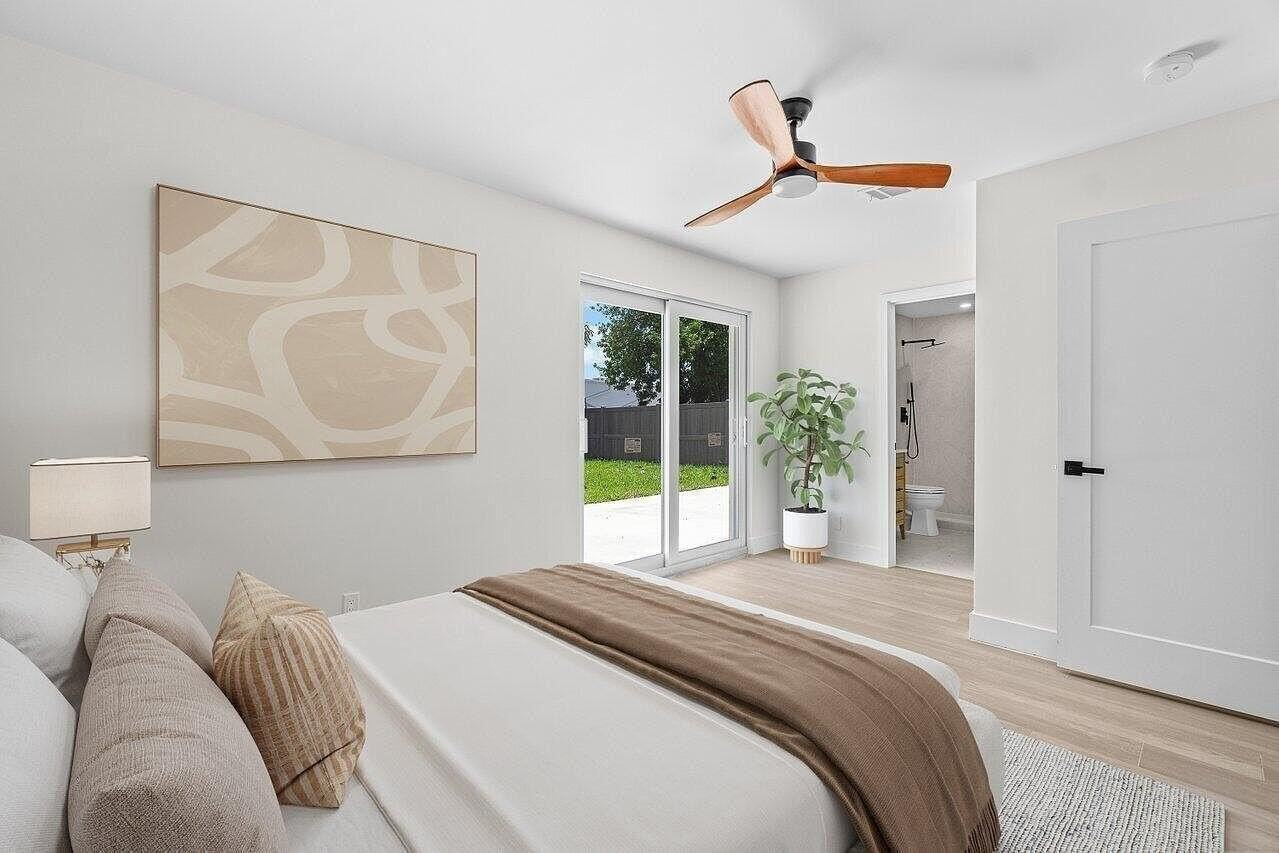 4498 Nw 2nd Ave #4500 - Photo 5 of 10