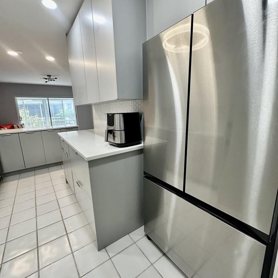 2171 Ne 66th St #828 - Photo 7 of 27