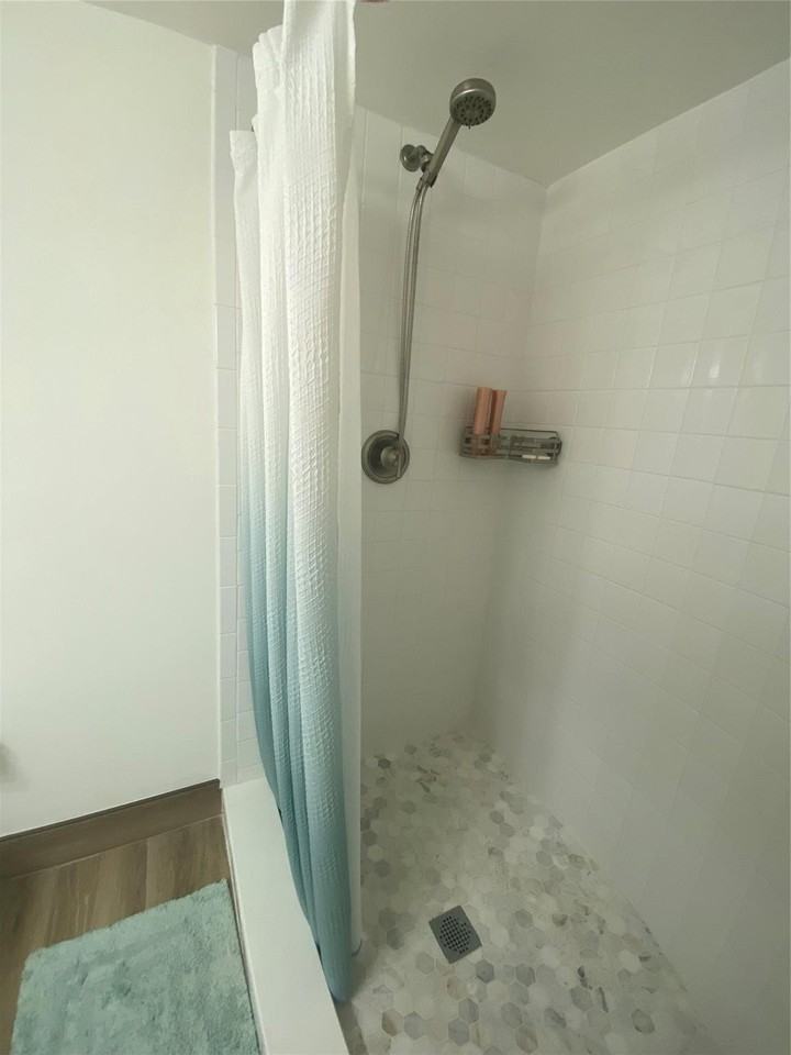 2286 Anchorage Ln #A - Photo 5 of 41