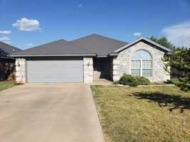 featured image of 714 Penhurst Ct