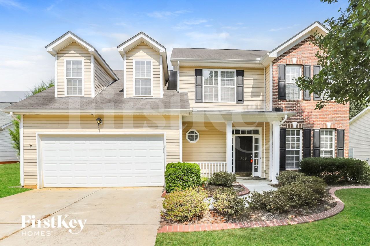 705 Hawthorn Ridge Dr