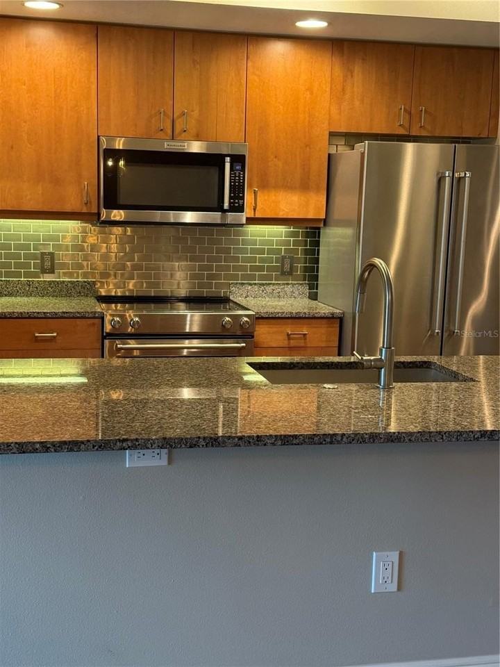 800 N Tamiami Trl #211 - Photo 4 of 32