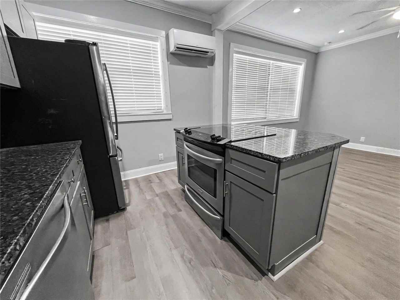 408 Armada Rd S #2 - Photo 5 of 8