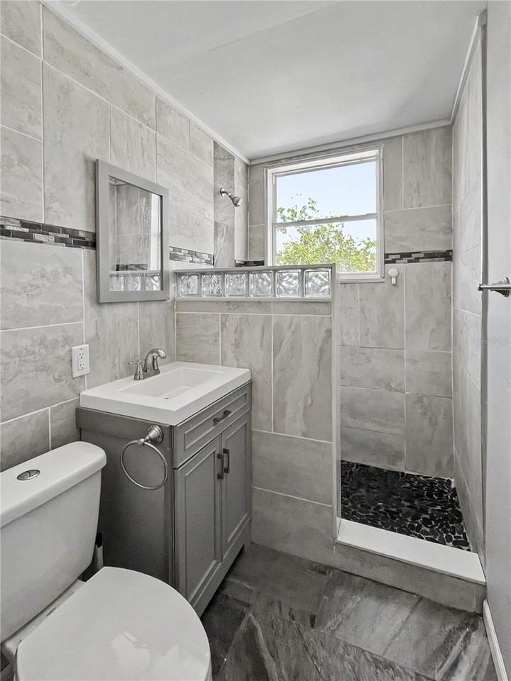 408 Armada Rd S #2 - Photo 7 of 8