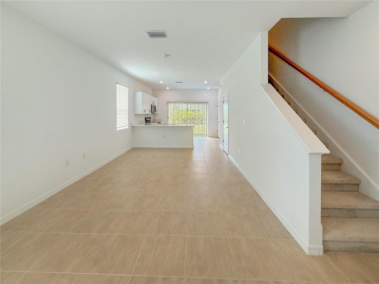 8948 Daybreak St - Photo 3 of 23