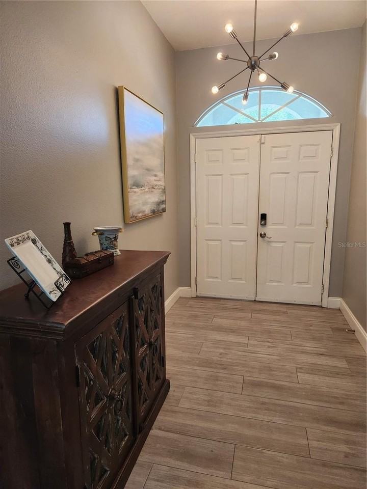 5274 Far Oak Cir - Photo 3 of 31