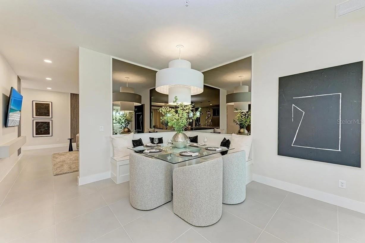 10016 Rembrandt Way #201 - Photo 5 of 50