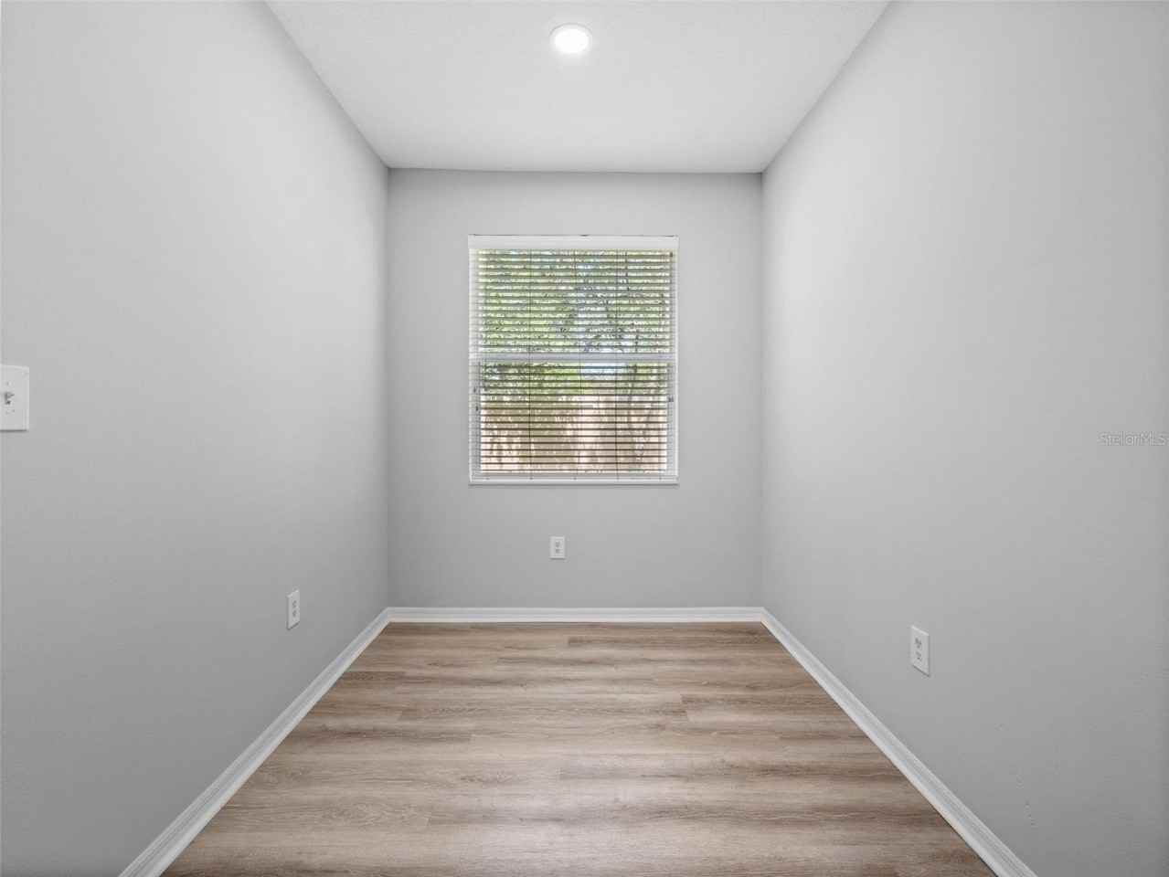 3831 Parkridge Cir #1-104 - Photo 7 of 38