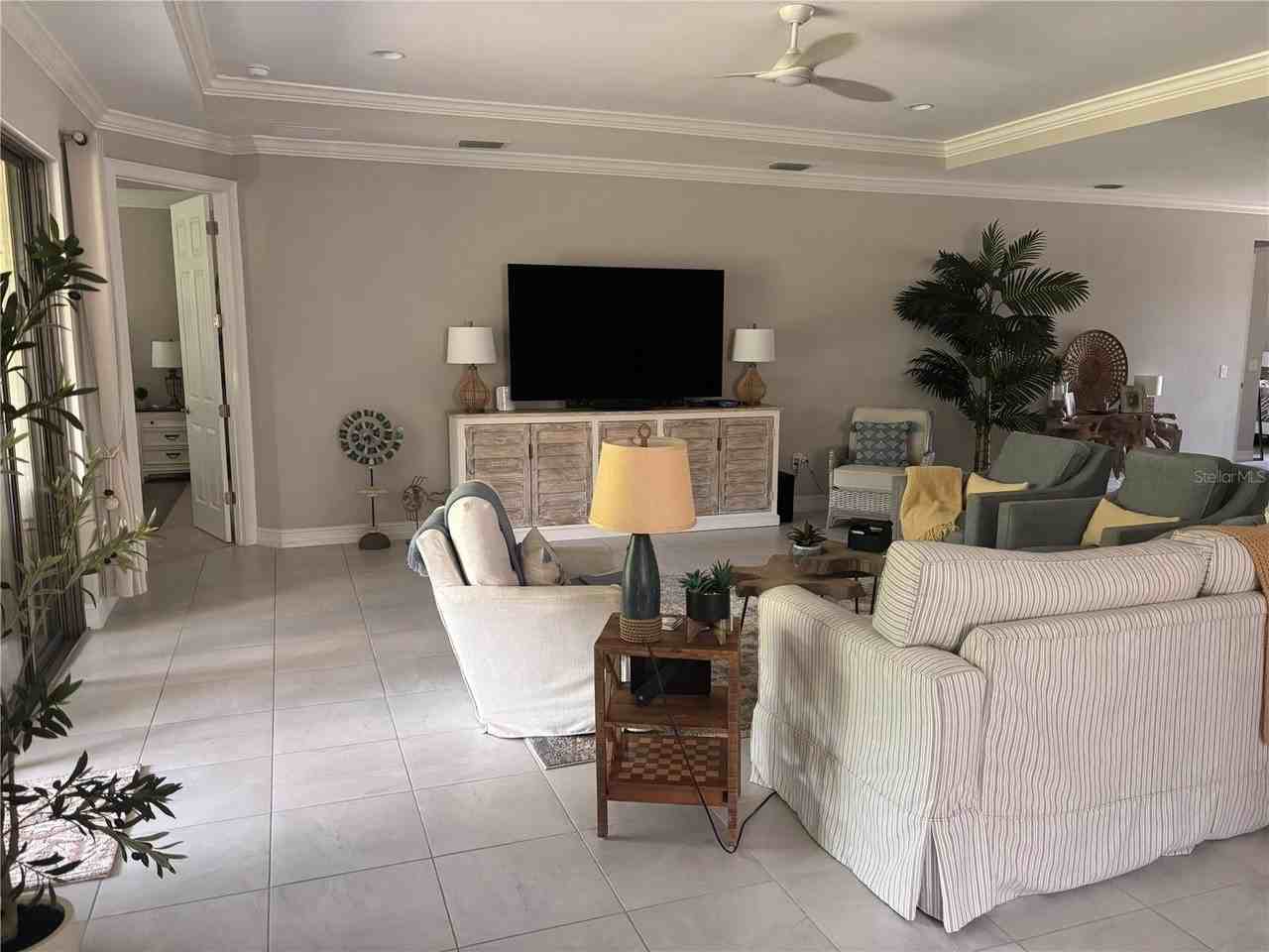 288 Toscavilla Blvd - Photo 7 of 33