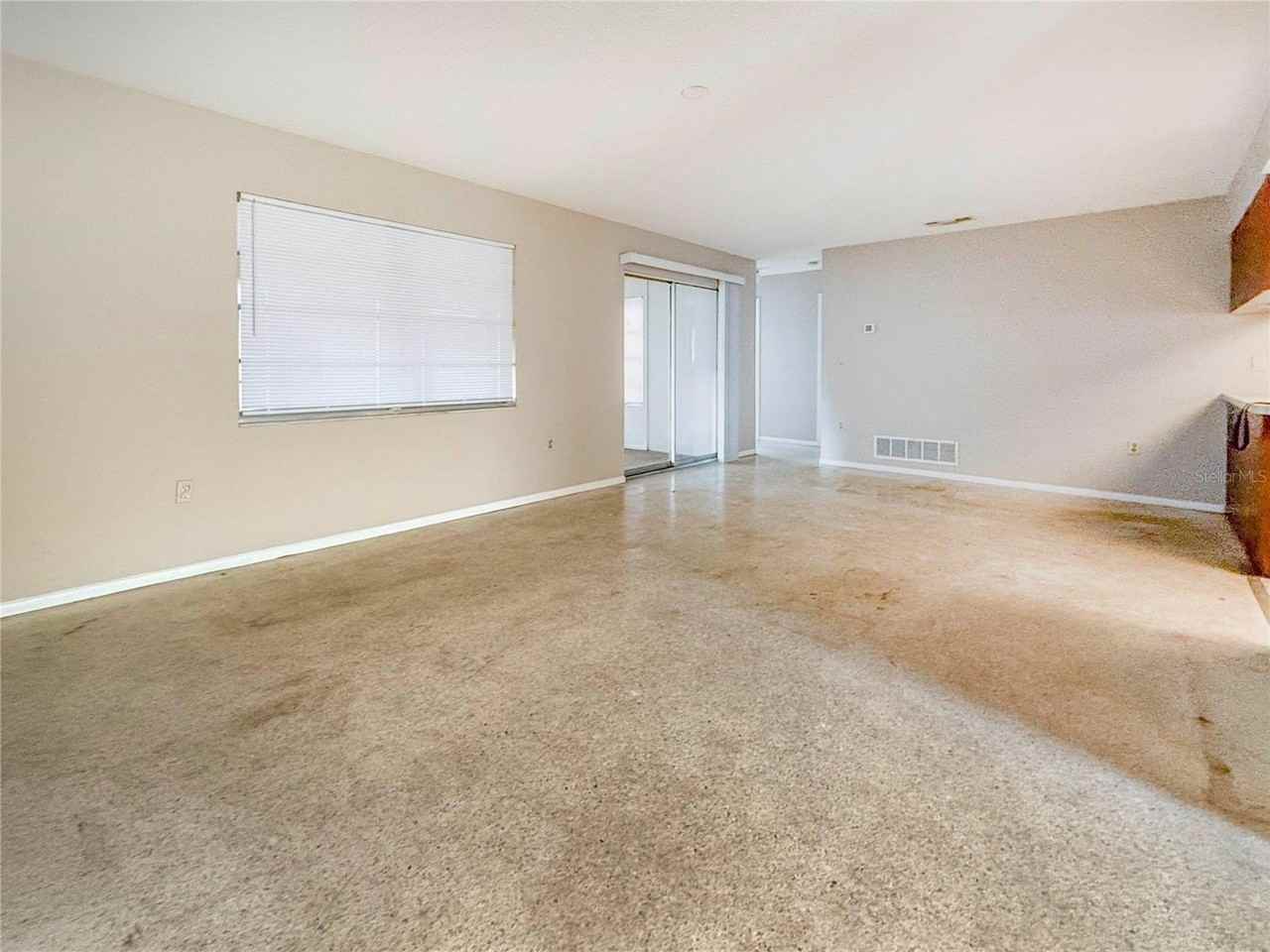 4417 Parnell Dr - Photo 3 of 12