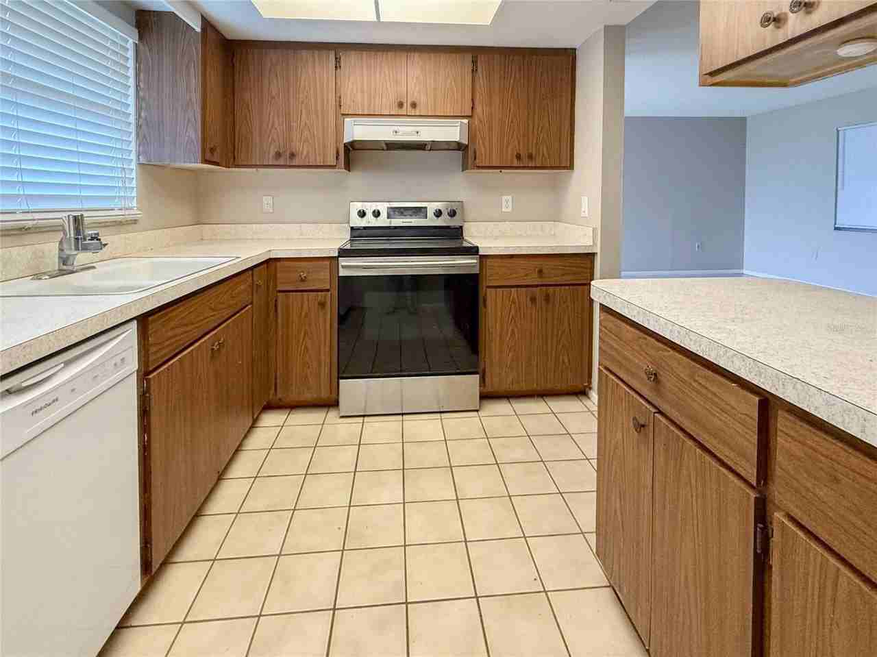 4417 Parnell Dr - Photo 6 of 12