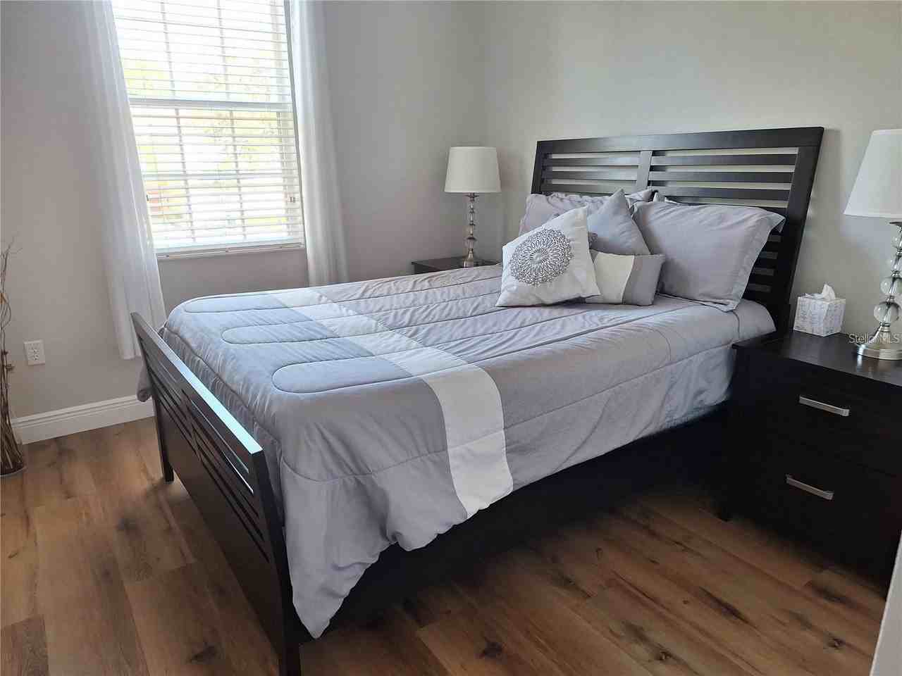 3661 Parkridge Cir #9-104 - Photo 6 of 10