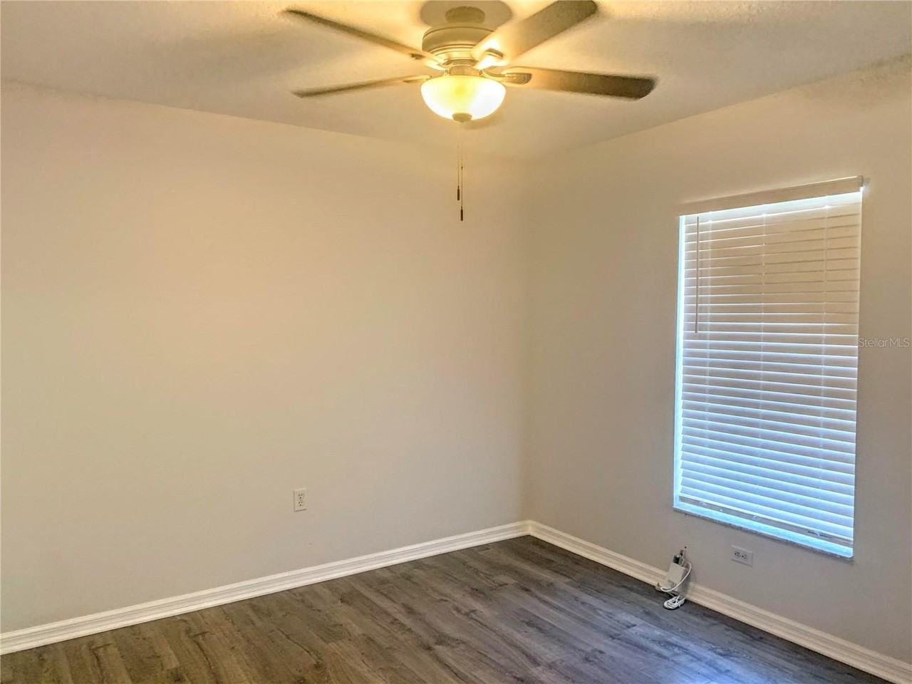 5440 Kensington St - Photo 5 of 9