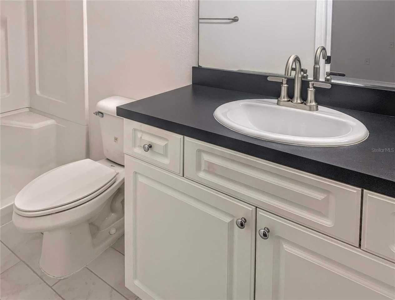 5440 Kensington St - Photo 6 of 9