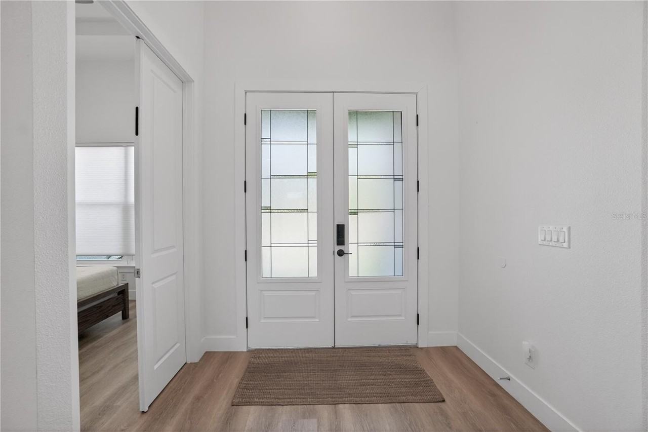 3090 Quarter St - Photo 5 of 45