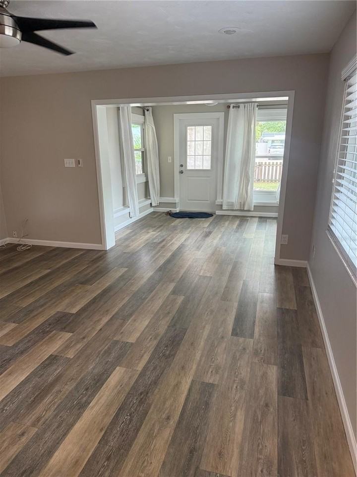 2716 Blossom Dr - Photo 5 of 14