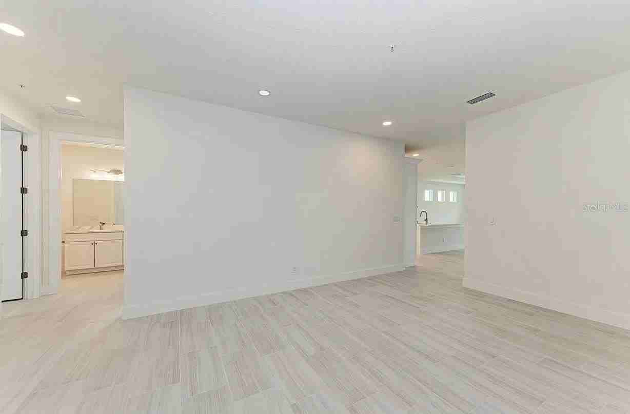 10016 Rembrandt Way #202 - Photo 6 of 50