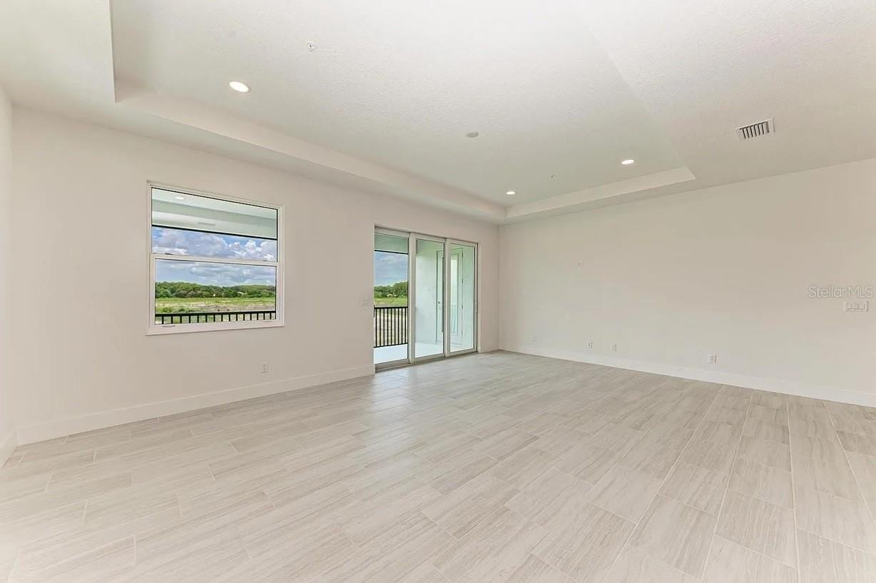 10016 Rembrandt Way #202 - Photo 7 of 50