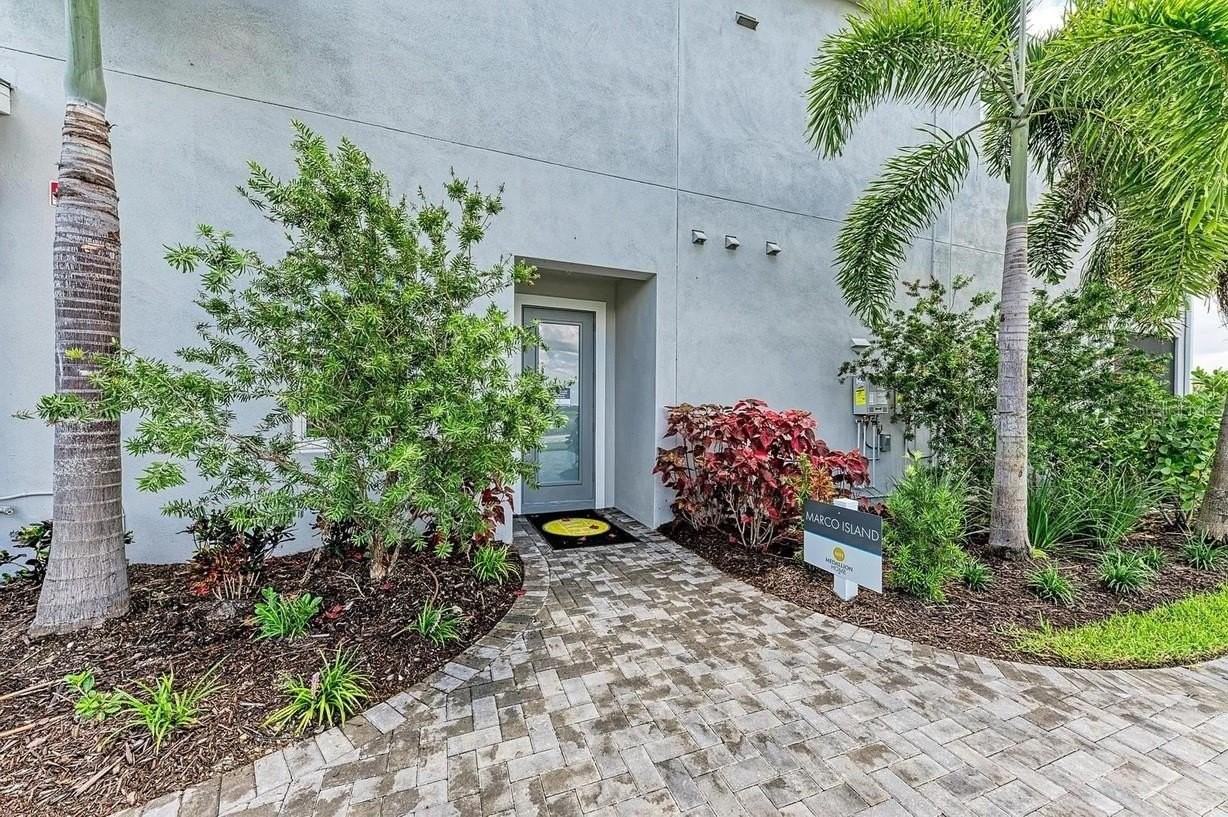 10016 Rembrandt Way #101 - Photo 3 of 50
