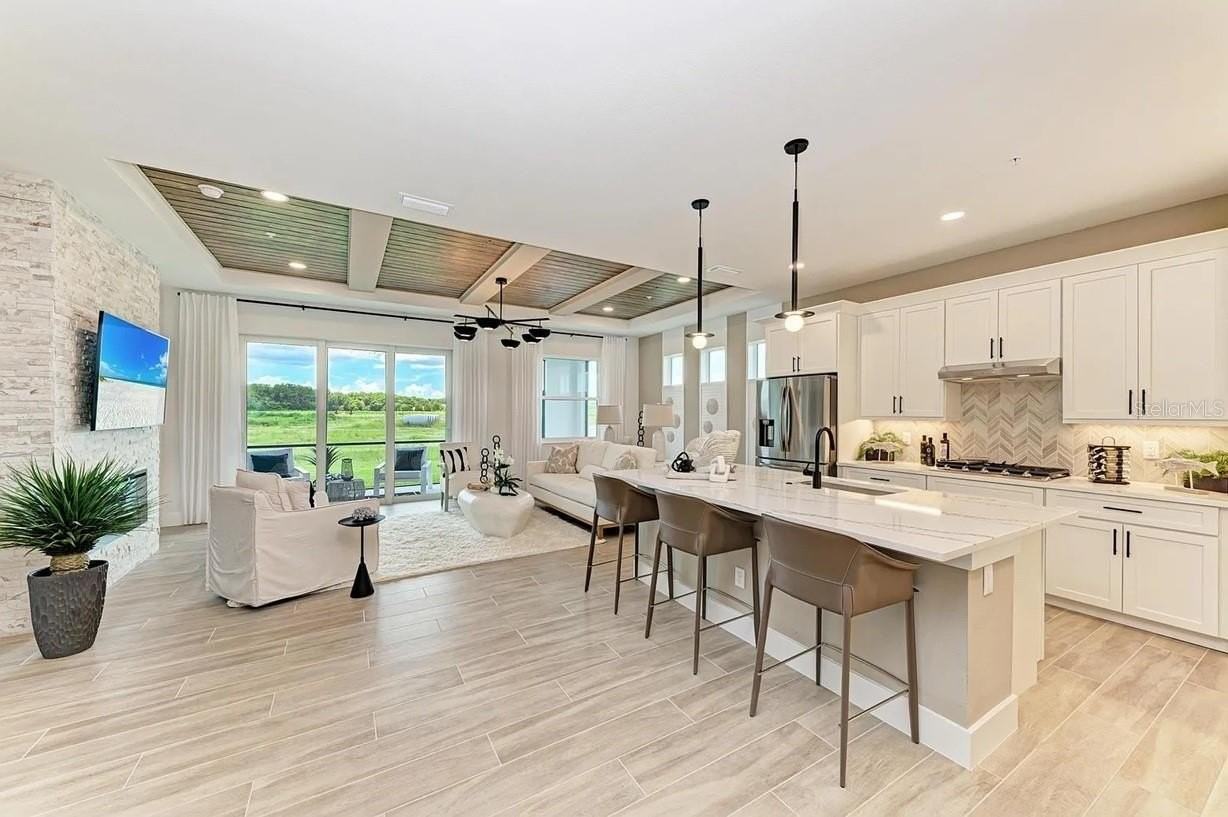 10016 Rembrandt Way #101 - Photo 4 of 50
