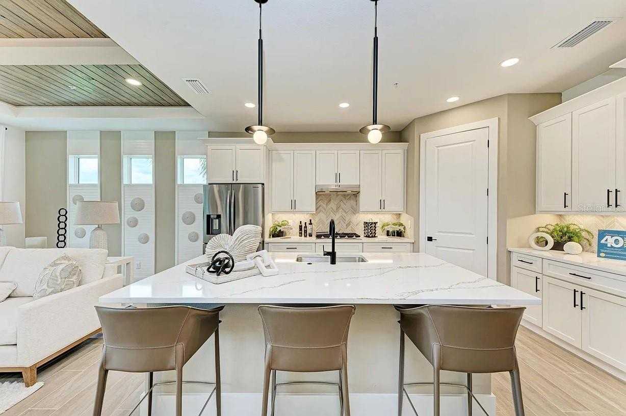 10016 Rembrandt Way #101 - Photo 5 of 50