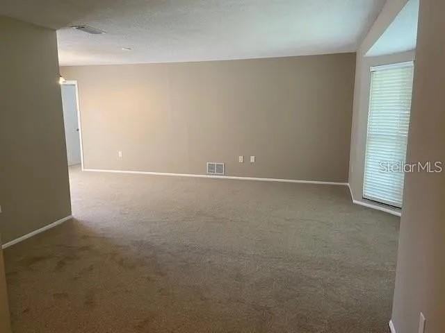 3654 Pin Oaks St - Photo 4 of 29