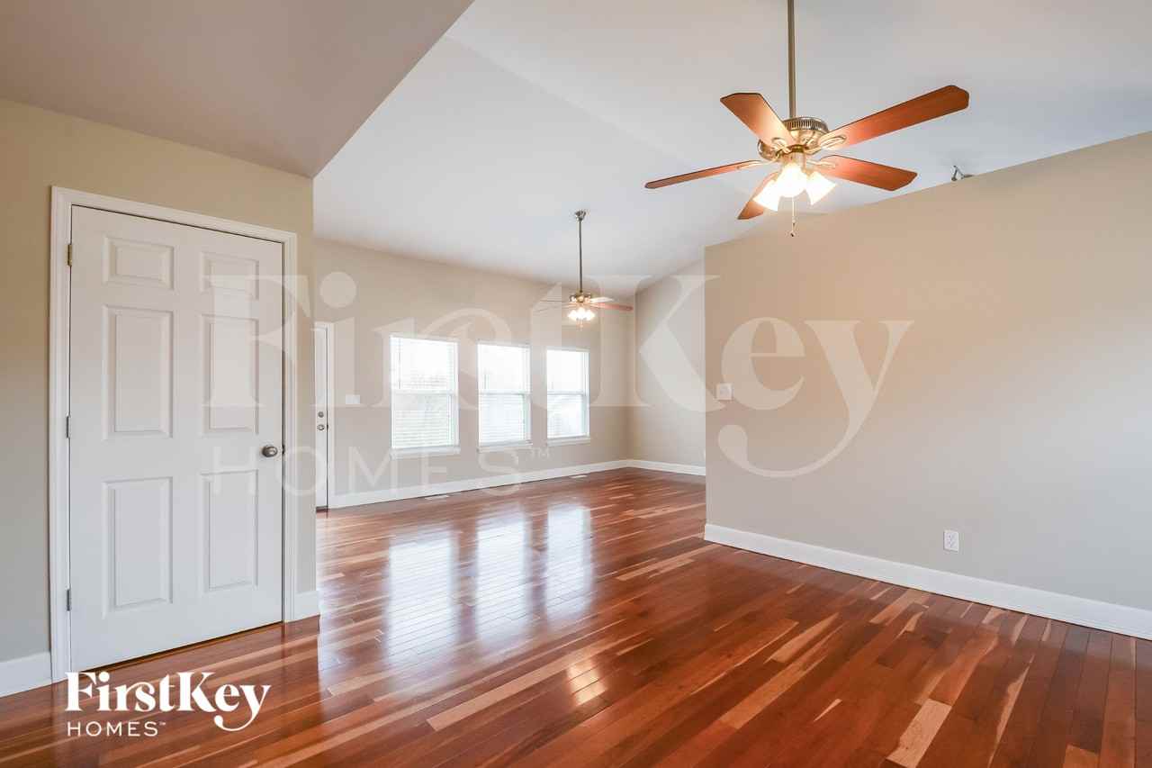 3831 Towers Rd - Photo 3 of 18