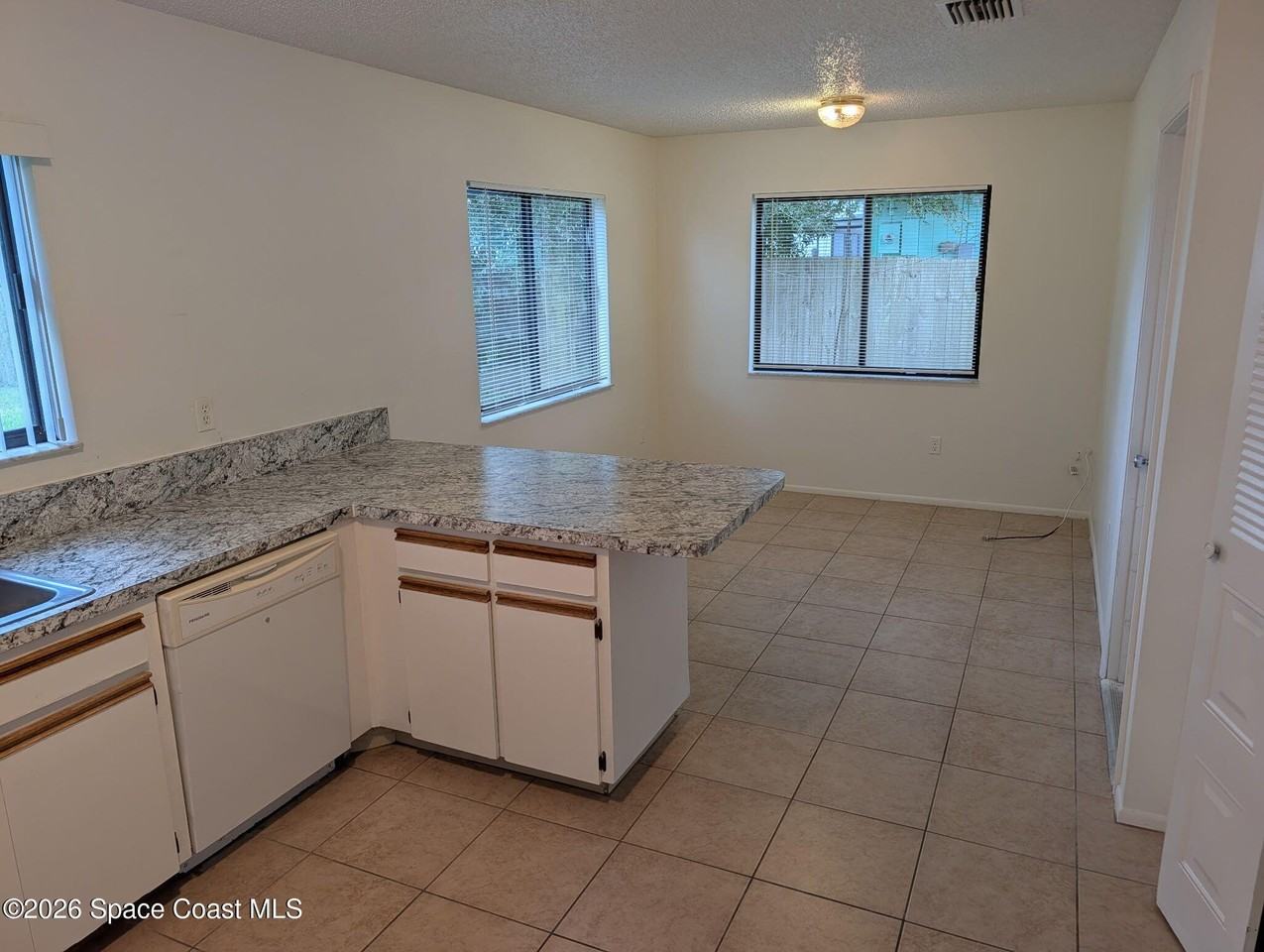 1257 Lamplighter Dr Nw - Photo 6 of 22