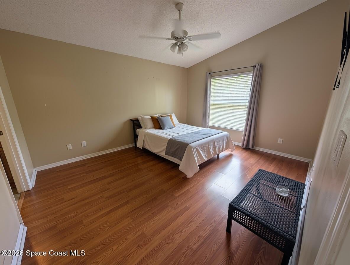 880 Villa Dr - Photo 7 of 15