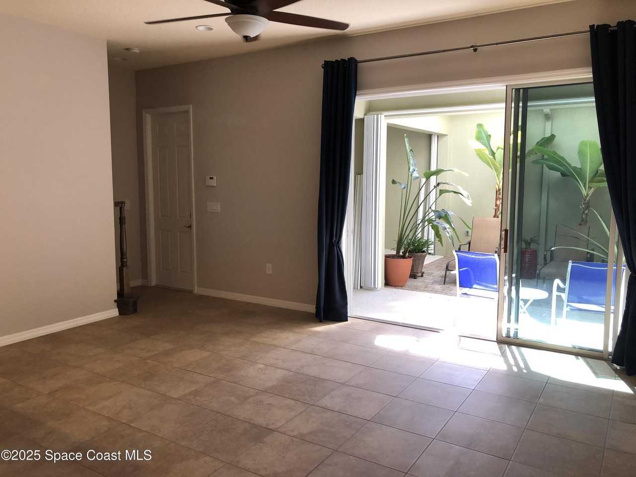3225 Sedge Dr - Photo 4 of 33