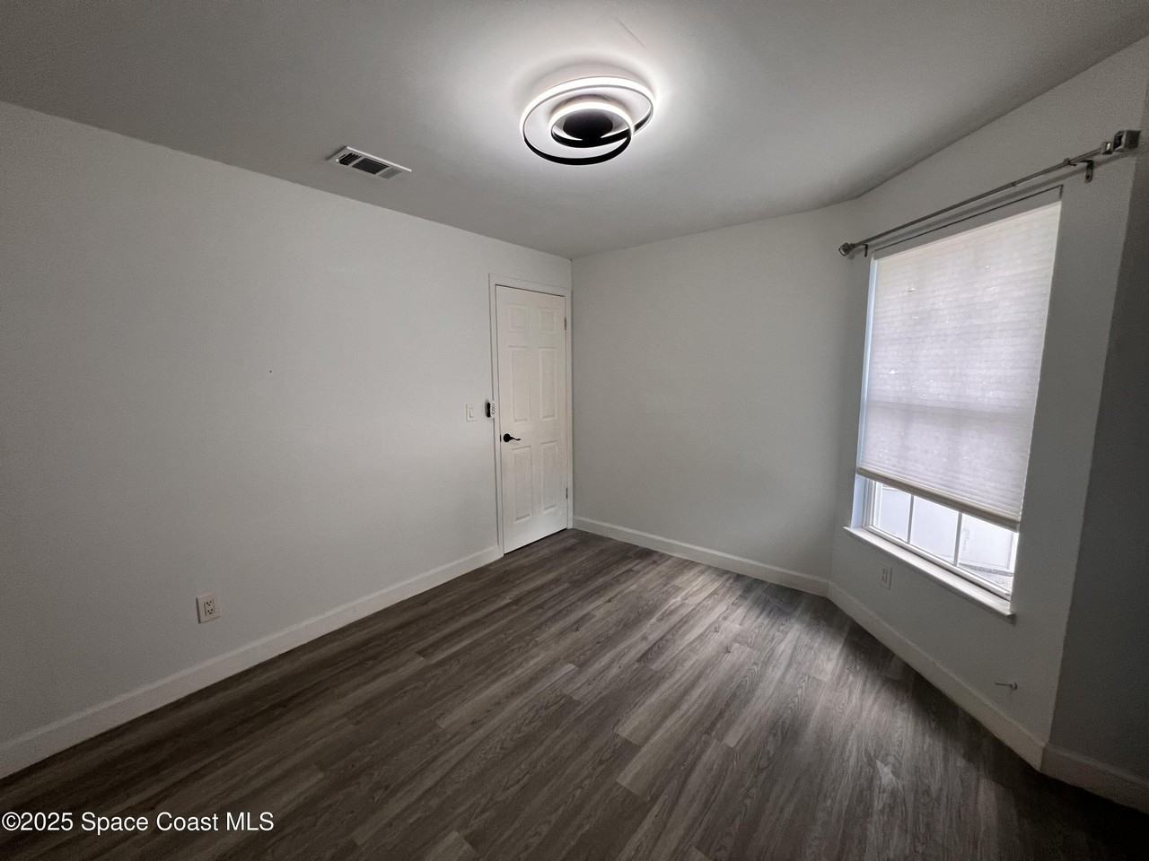 377 Myrtlewood Rd - Photo 6 of 12
