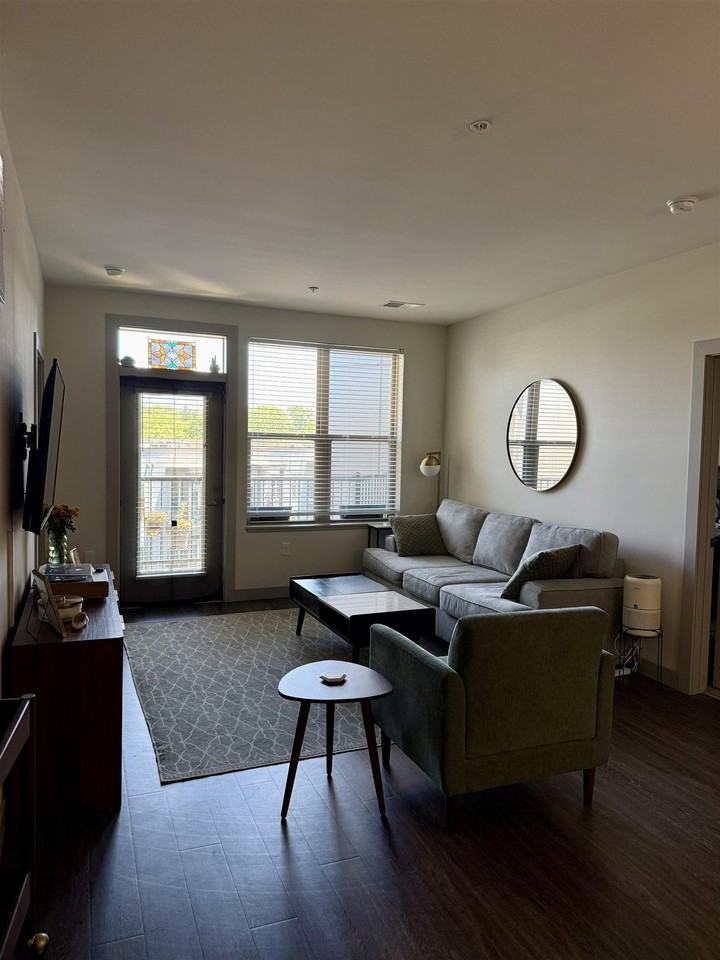 1827 E Washington Ave #569 - Photo 3 of 9