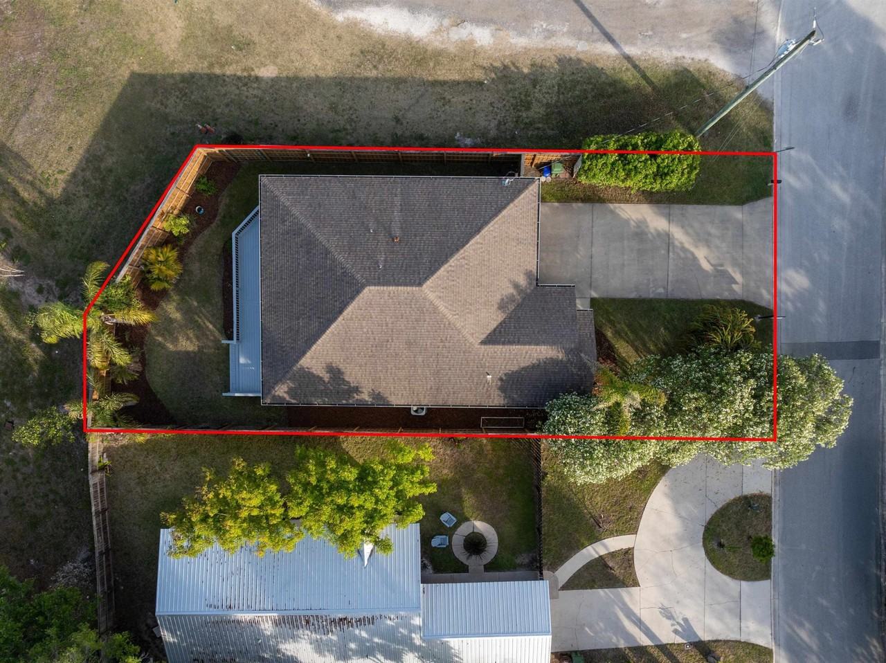 228 Herada St - Photo 2 of 28