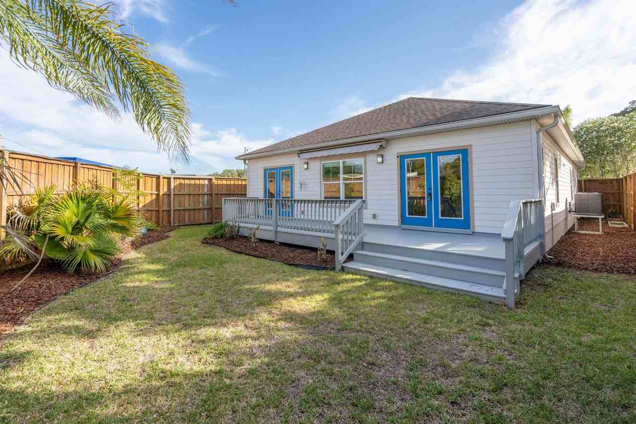 228 Herada St - Photo 3 of 28