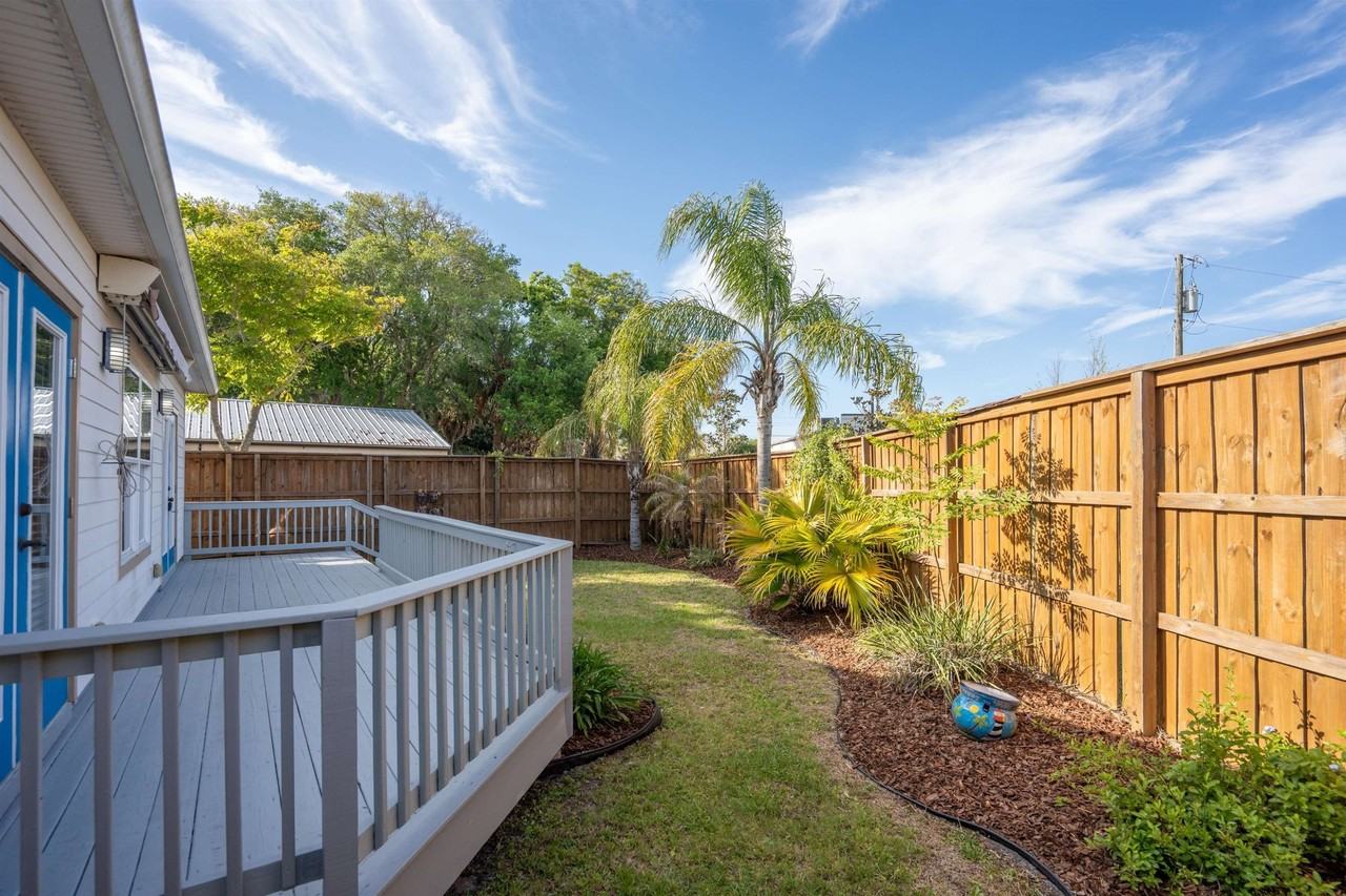 228 Herada St - Photo 7 of 28