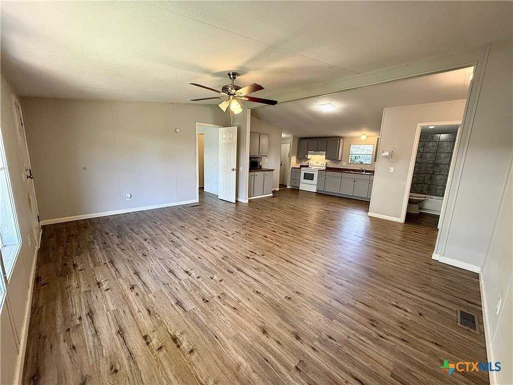 319 E Zipp Rd - Photo 2 of 21