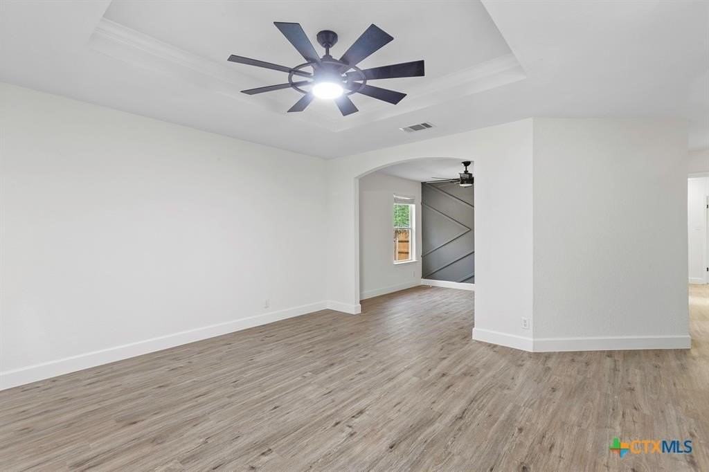 617 Barbara Way - Photo 7 of 19