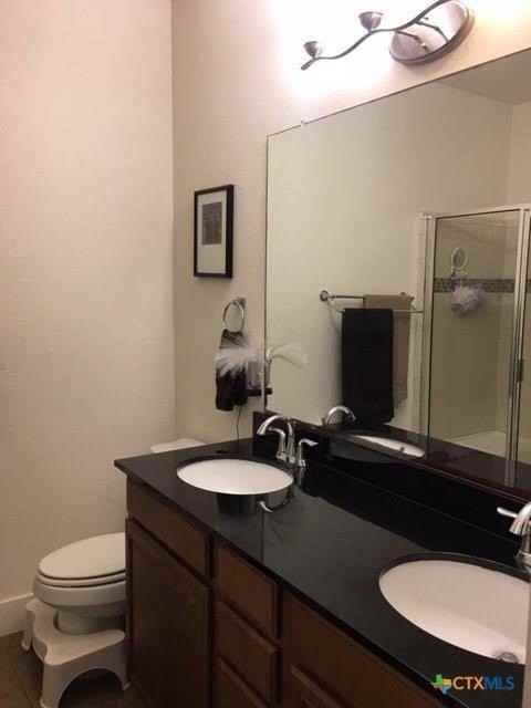 13420 Lyndhurst St #103 - Photo 6 of 9