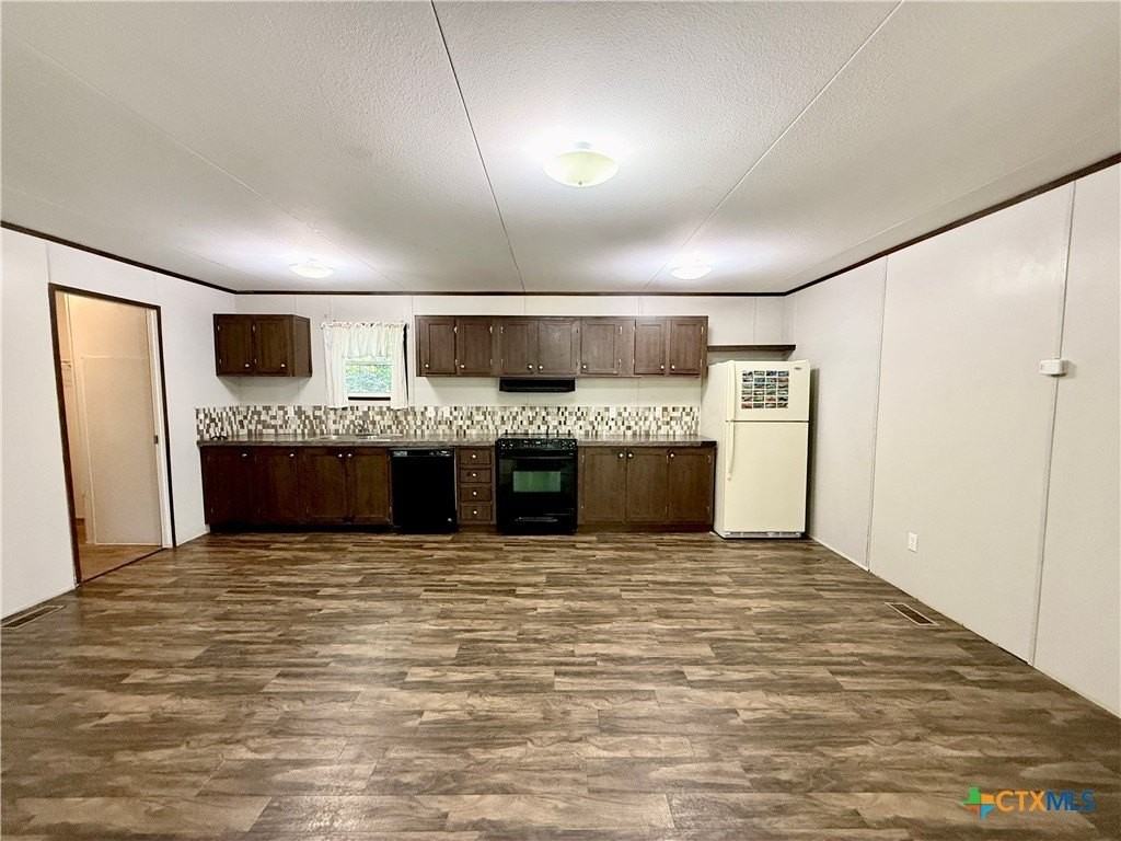 167 Deer Ln - Photo 7 of 17