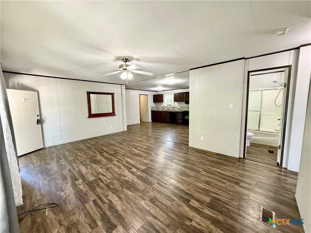 159 Deer Ln - Photo 4 of 16