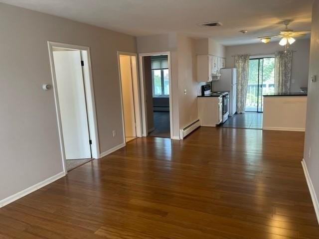 9 Shoreham Ct #4 - Photo 3 of 13