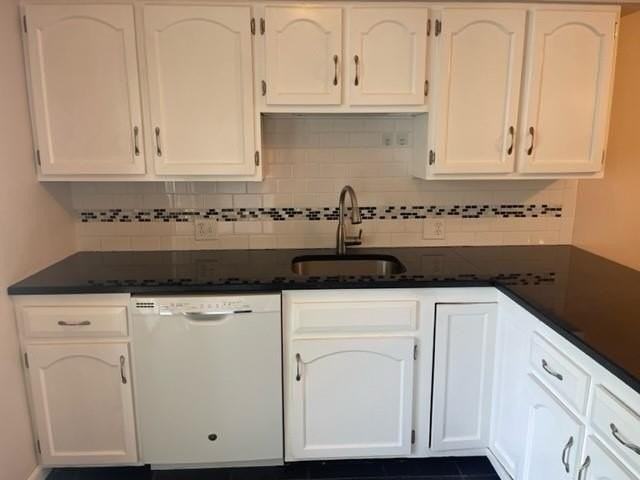 9 Shoreham Ct #4 - Photo 6 of 13