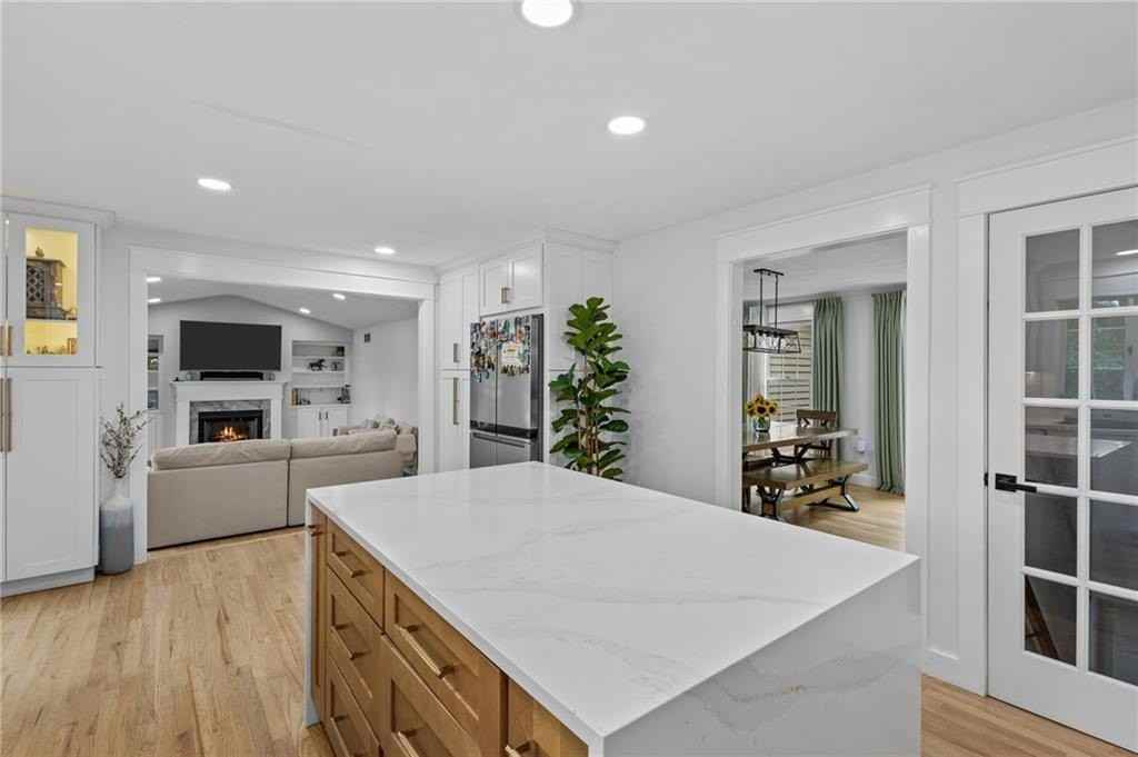 194 Council Rock Rd - Photo 4 of 46