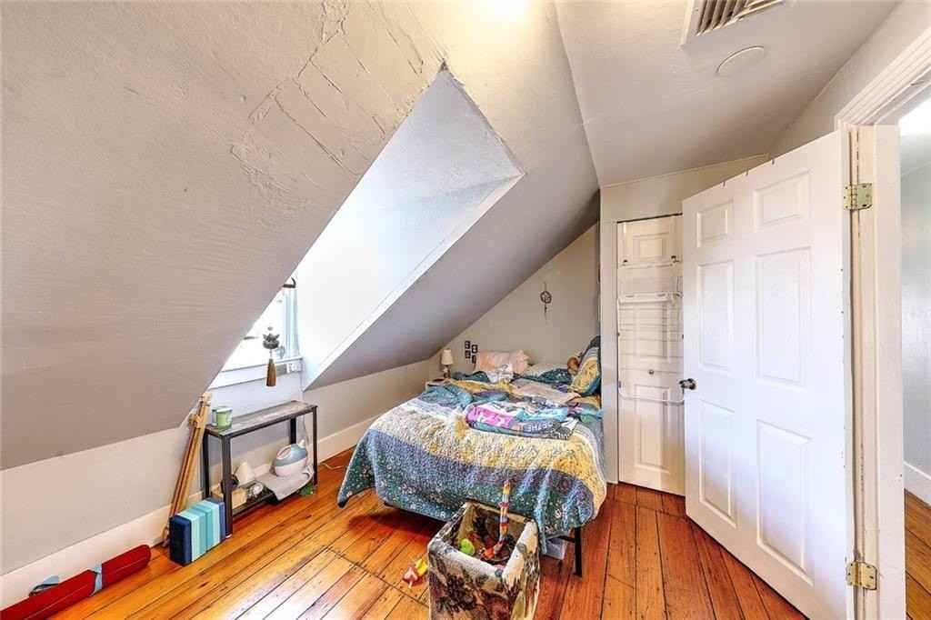 390 Hope St #3 - Photo 7 of 14