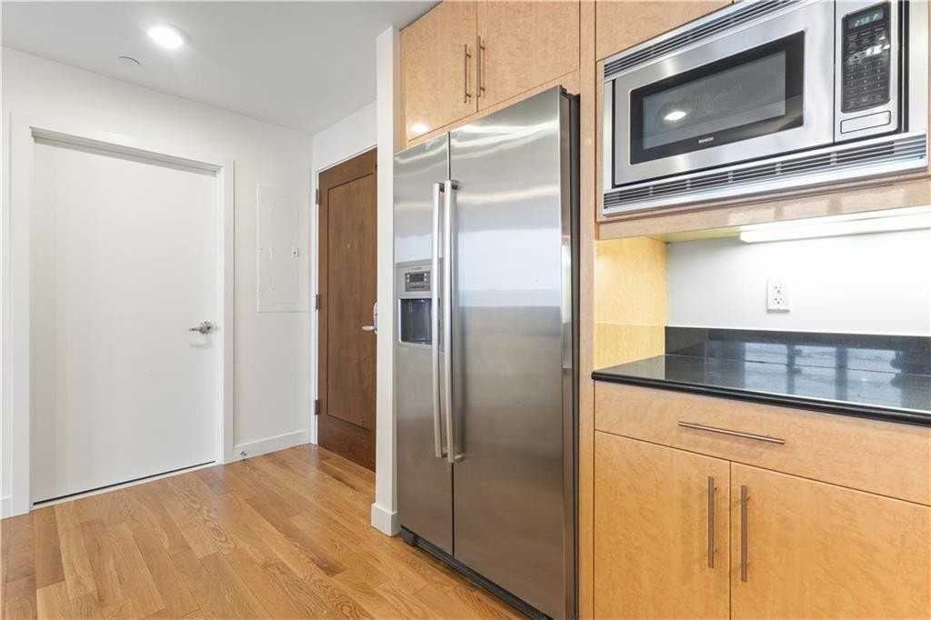 1 W Exchange St #2602 - Photo 4 of 30