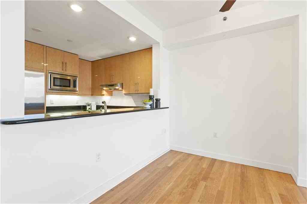 1 W Exchange St #2602 - Photo 7 of 30